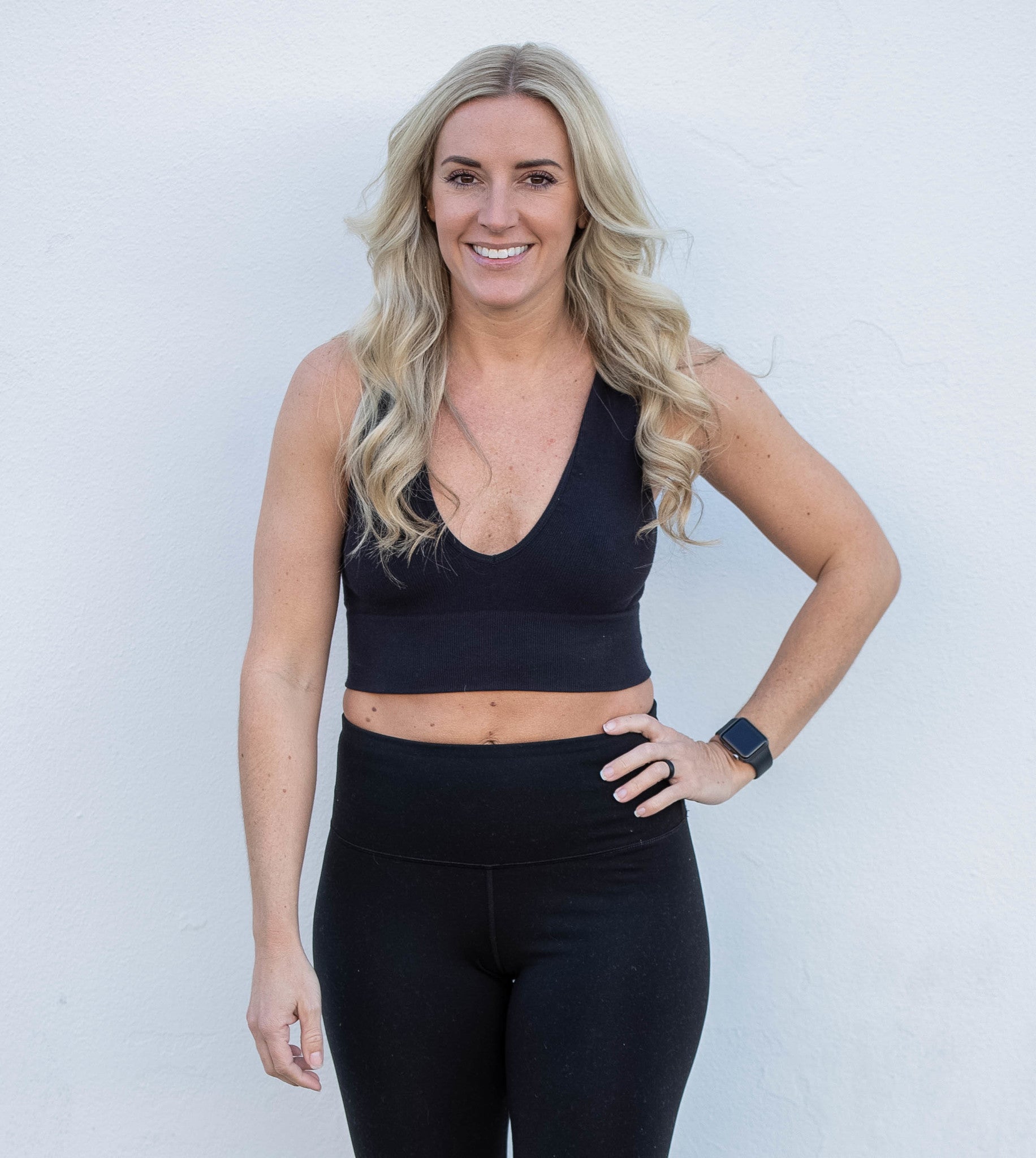 Seamless Ribbed Plunged Vneck Crop Top