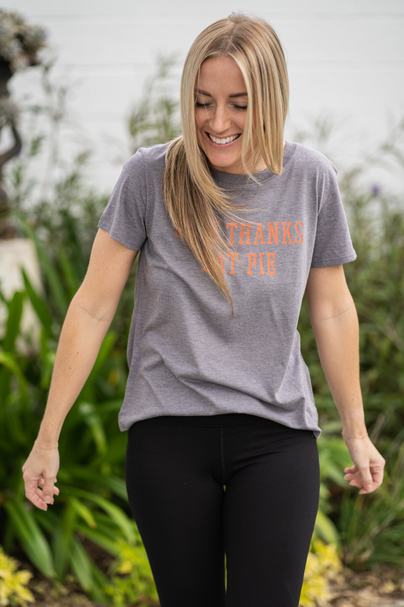 Give Thanks and Eat Pie Tee