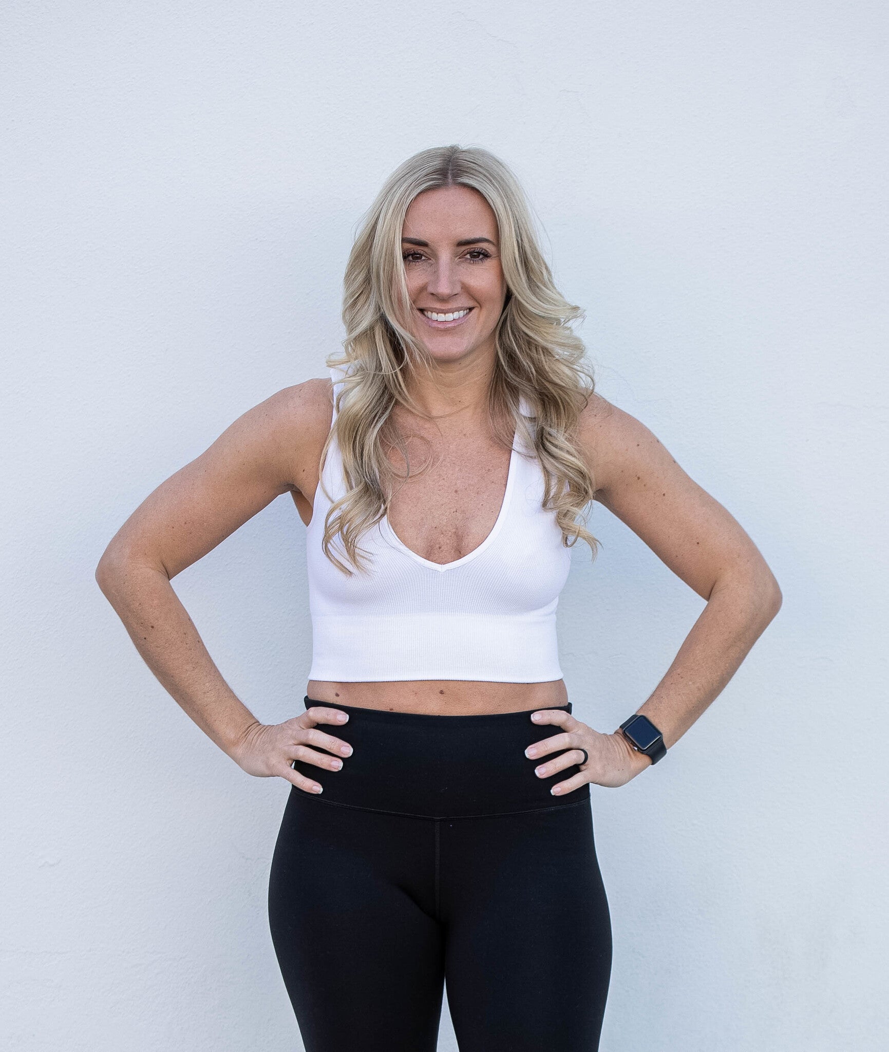 Seamless Ribbed Plunged Vneck Crop Top